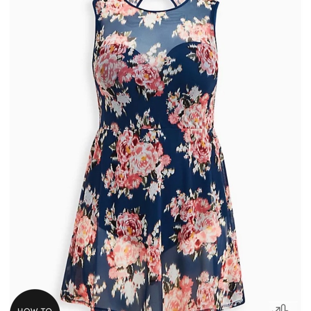 Torrid wireless floral bathing suit size 0